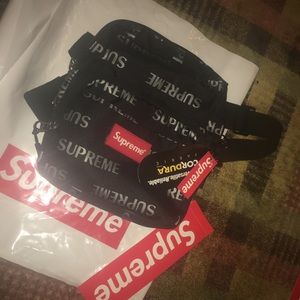 FW16 Supreme repeat shoulder bag